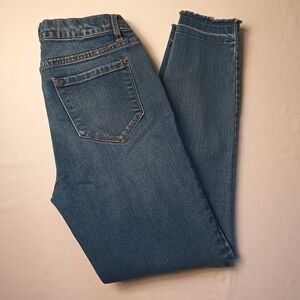 Kensie Mid Rise Skinny Leg Medium Wash Jeans Size 4/27 Distressed Raw Edge Hem